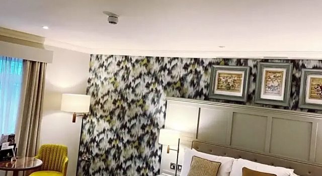 Двухместный номер Superior Caledonian Hotel
