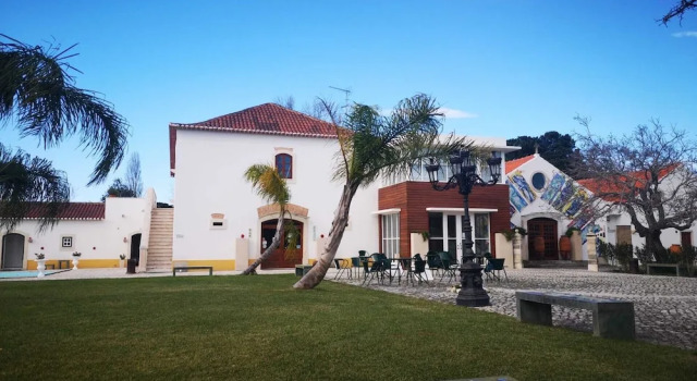 Quinta do Pinheiro - Hotel Rural & Restaurante - GQL, Varaa Hotelli Hotellit Oeste aamiaisella, Aamiainen