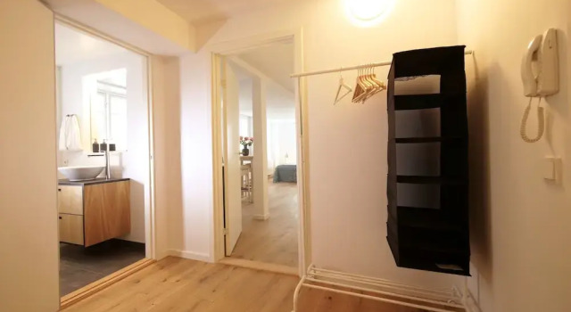 Rent a place to sleep 1, Забронировать Апартаменты/квартира Копенгаген Остров Зеландия, рядом с Королевский сад