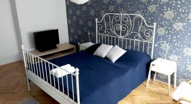 Eozin Apartman, Prenota Appartamento Pécs 