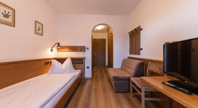 Одноместный номер Standard с балконом Hotel Fines