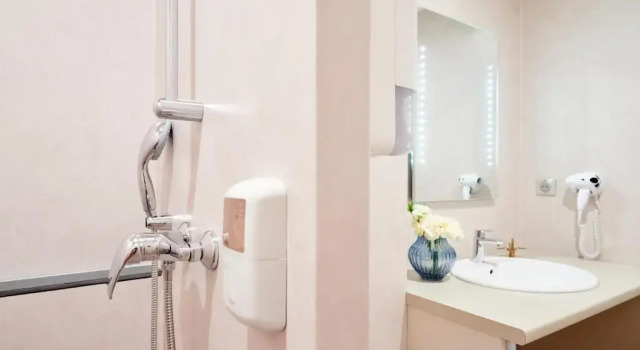 Студия Hotel Le Petit Duquesne