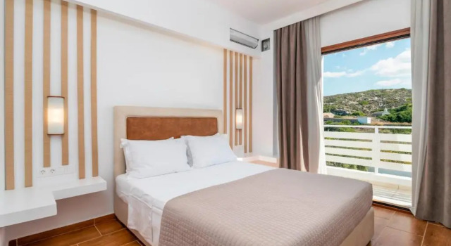 Villa Eva Milos, Prenota Hotel Hotel a Paro con piscina, Piscina