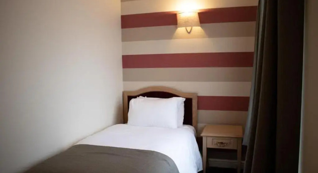 Одноместный номер Standard Lion Hotel