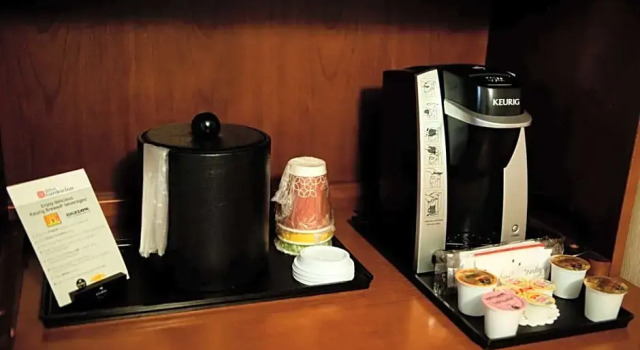 Четырёхместный номер Premium Hilton Garden Inn Rockaway