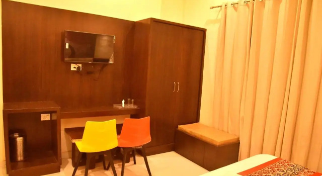 Hotel Crown, Rezerwuj Hotel Amritsar Punjab