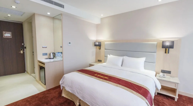 Номер Luxury Royal Gold Hotel