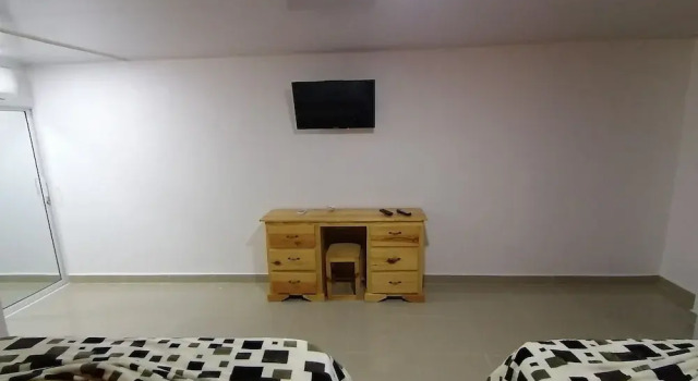 Room in Guest room - Piscalonga Hotel Restaurant Cozy Family Operated, Reserva ahora Hotel Guayubin 