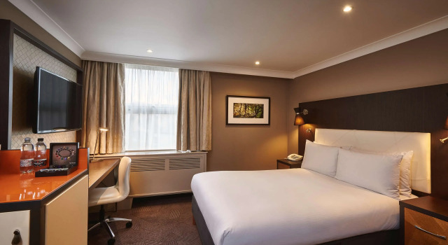 DoubleTree by Hilton London - Ealing Hotel