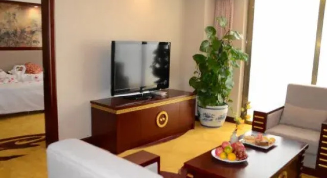 Люкс Deluxe Dahongmen International Exhibition Hotel