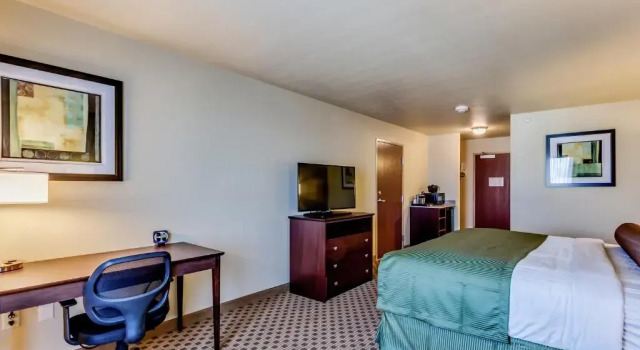 Двухместный номер Deluxe Cobblestone Inn & Suites - Waverly