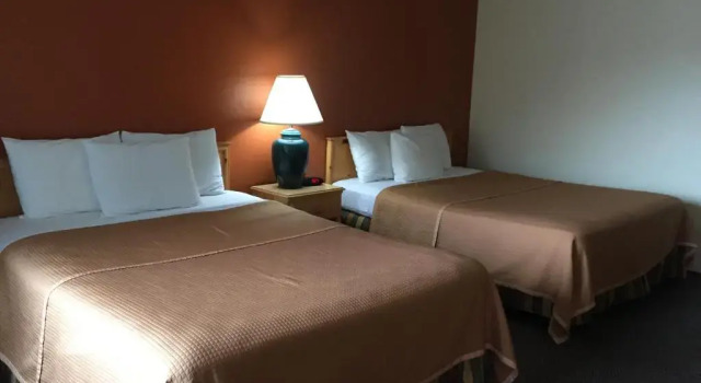Standard Vierer Zimmer Tiki Lodge