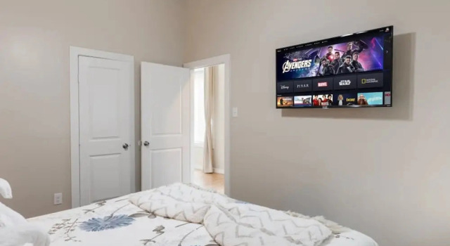 Апартаменты 4 Queen Beds High Speed Wifi Private Parking