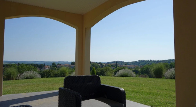 Homestay Bellevue, Reservar Hotel Montagrier 