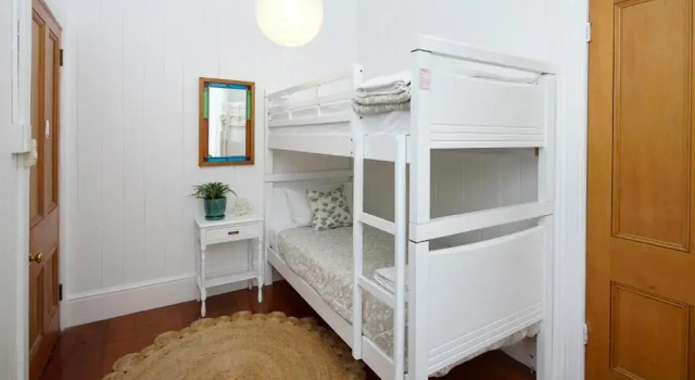 Oakura Bay Villa, Rezerwuj Willa Hotele w Auckland Region z parkingiem, Parking