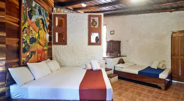Люкс с видом на бассейн Havana Lodge