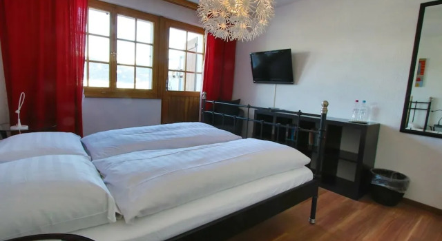 Двухместный номер Standard с балконом Hotel Surselva