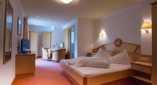 Двухместный номер Standard с балконом Hotel Garni Martina