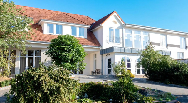 Restaurant und Hotel Knostmann, Забронировать Отель Отели Бомте 3 звезды, 3*