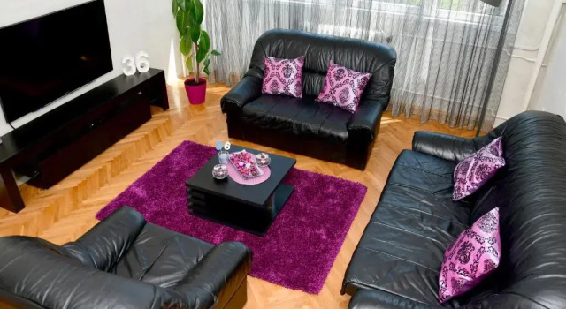 Apartment 36