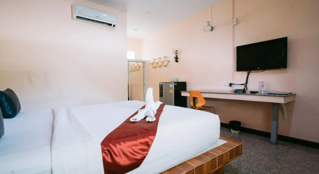 Двухместный номер Deluxe с балконом Jintana Resort