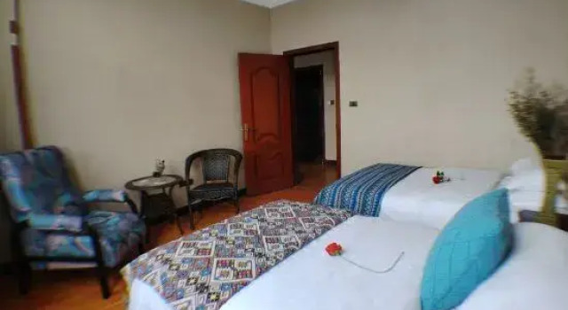 Komfort Suite Luopingze Residence