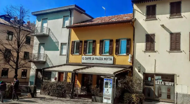 Il B&B di PIAZZA MOTTA, Book Bed and Breakfast Albese con Cassano 