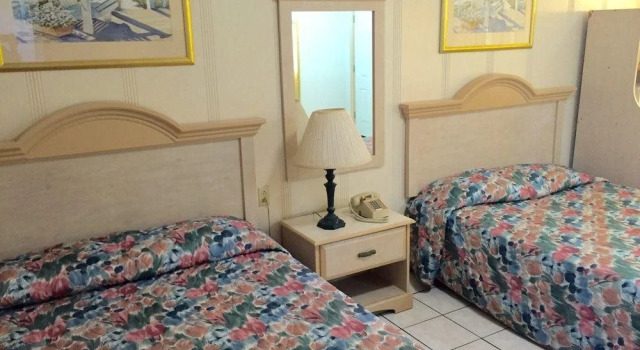 Withlacoochee Motel, Book Motel Hoteller i Inglis med pool, Swimmingpool