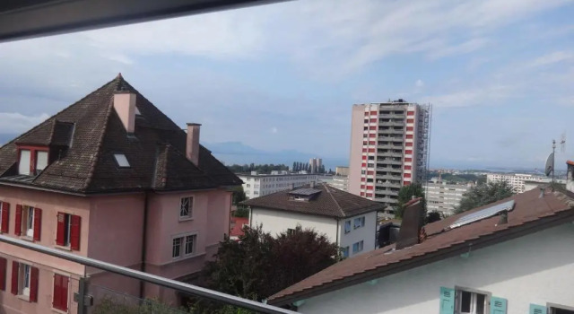 Трёхместный номер Standard с красивым видом из окна Chambres meublées Prilly - Lausanne