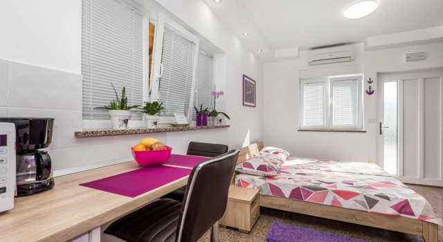 Beautiful Apartment in Rukavac With Wifi