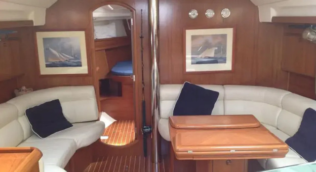 Sailing in Italy Charter, Prenota Hotel Hotel a Lazio con parcheggio, Parcheggio