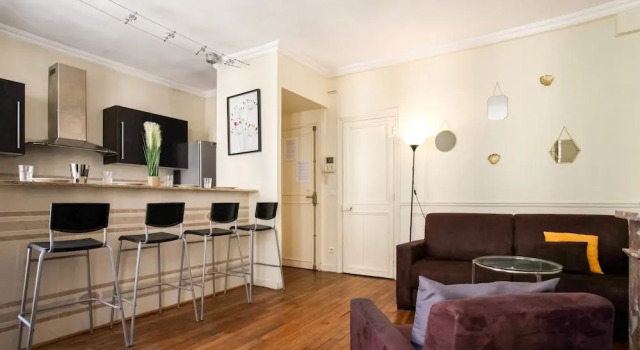 Appartement Tour Eiffel Sèvres - Babylone 2, Забронировать Апартаменты/квартира 6-й округ: Сен-Жермен Париж, рядом с Станция метро Solférino