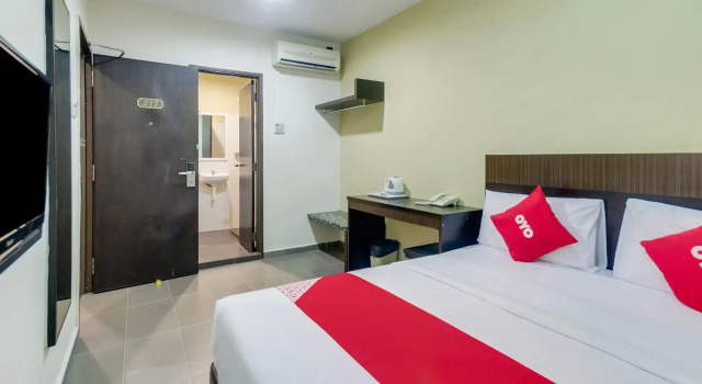 Двухместный номер Deluxe OYO 89948 Hotel Masai Utama