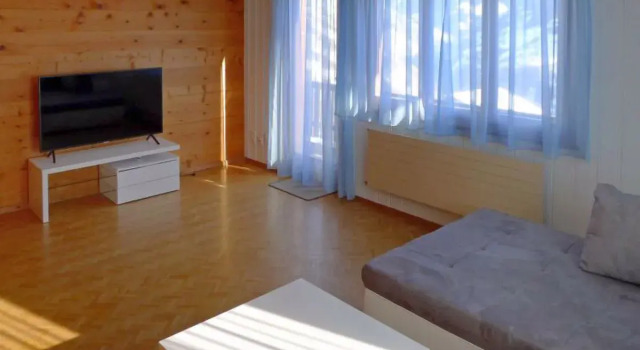 Ferienhaus Godo, Prenota Hotel Hotel a Canton Vallese con parcheggio, Parcheggio