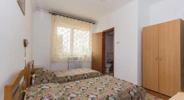 Amazing Apartment in Pula With 2 Bedrooms