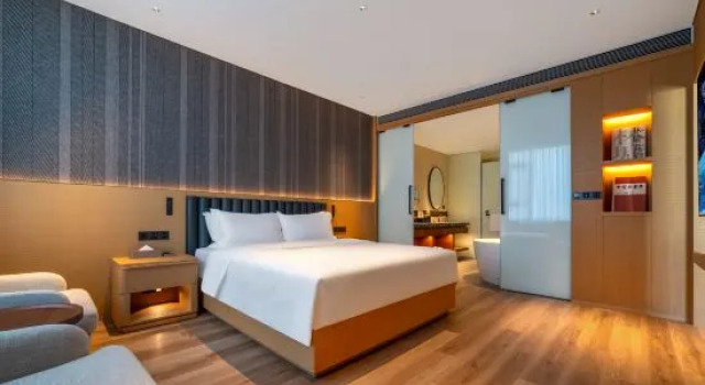 Люкс Premier с видом на сад Heritage Hotel Canton