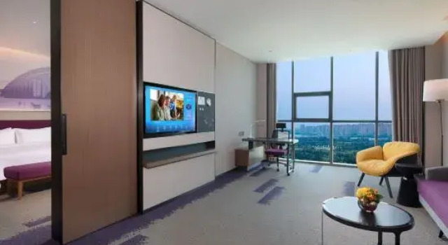 Business Suite Hampton by Hilton Datong