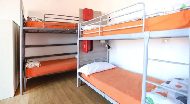 Кровать в общем номере Jammin Hostel & Bar Rimini