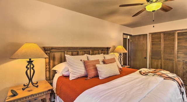 Hytte Rustic, Forest-view Retreat in Heber-overgaard!