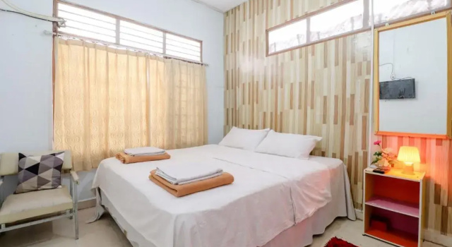 Adil Jaya Homestay, Book Guesthouse Hotels in Yogyakarta Province with Breakfast, Breakfasts