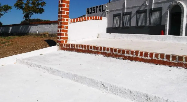 Hostal Portucale Badajoz, Забронировать Отель Отели Badajoz Province с парковкой, Парковка