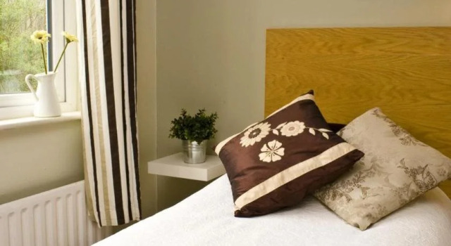 Tierney's Guesthouse, Book Hotel Kinsale 