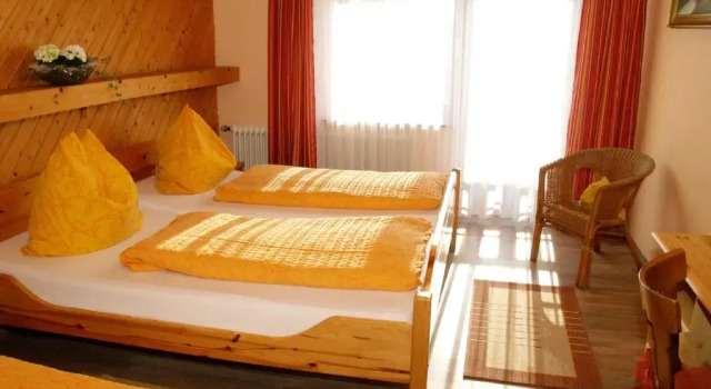 Двухместный номер Standard с балконом Hotel Haus Gertrud