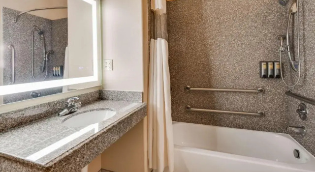 Номер Standard Best Western Plus Battle Ground Inn & Suites