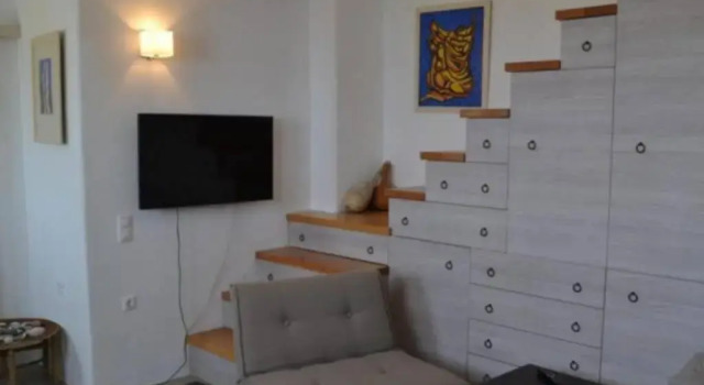 ROMANTIC HOUSE 6 STEPS FROM THE SEA, Забронировать Отель Отели East Crete с парковкой, Парковка