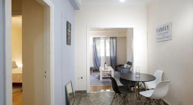 Three bedrooms apartment at the center of Athens