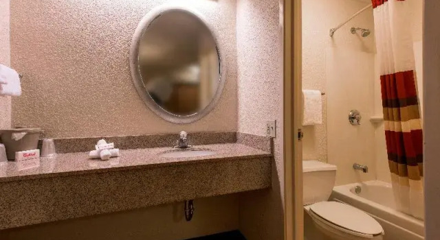 Двухместный номер Standard Red Roof Inn Elkhart