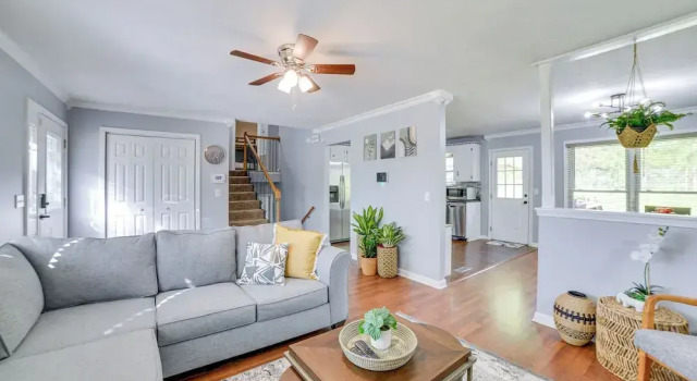 Коттедж Kentucky Vacation Rental Escape w/ Deck