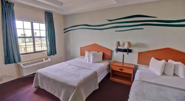 Четырёхместный номер Standard Home2 Suites by Hilton South Padre Island