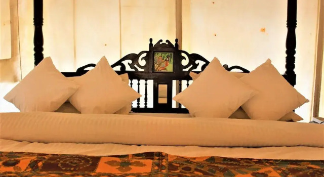 Varawal Jawai Leopard Safari Camp, Book Hotel Bera Rajasthan